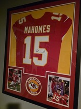 Patrick Mahomes Kansas City Chiefs Autographed White #15 Jersey JSA Certified