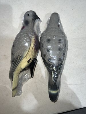 Lucky Duck Dove Pigeon Bird Hunting Decoys Pair Clip On 11''
