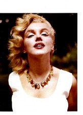 8x10  COLOR PHOTO of MARILYN MONROE