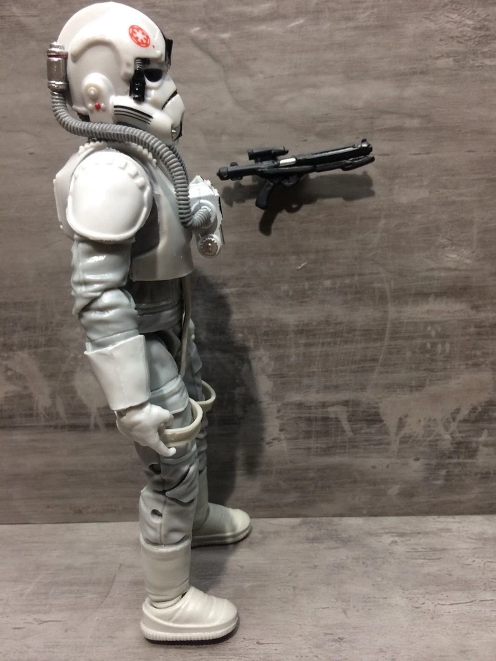 STAR WARS THE BLACK SERIES 31 IMPERIAL AT AT DRIVER 6" SCALE LOOSE - Image 2 of 4