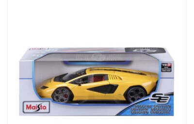 Lamborghini Car Countach LPI 800-4 Die-Cast Model, Scale 1:18