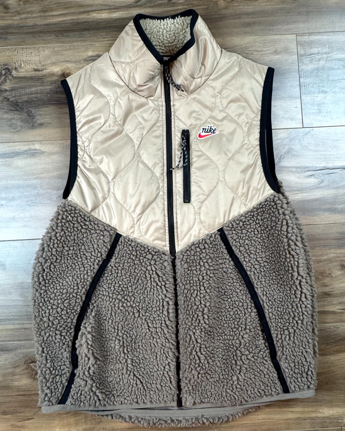 Nike Heritage Hybrid Sherpa Puffer Vest Mystic Stone Mens Small Hiking Outdoors