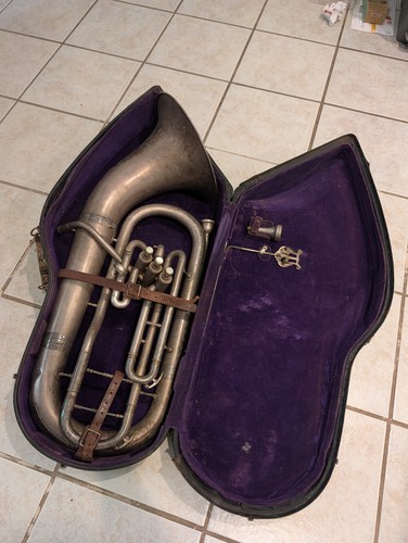 Vintage 1941 C.G. Conn Silver Baritone Horn Lady Face Euphonium Case