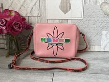 Bellissima borsa a tracolla Kenzo Nasa in pelle rosa Essentials fotocamera borsetta