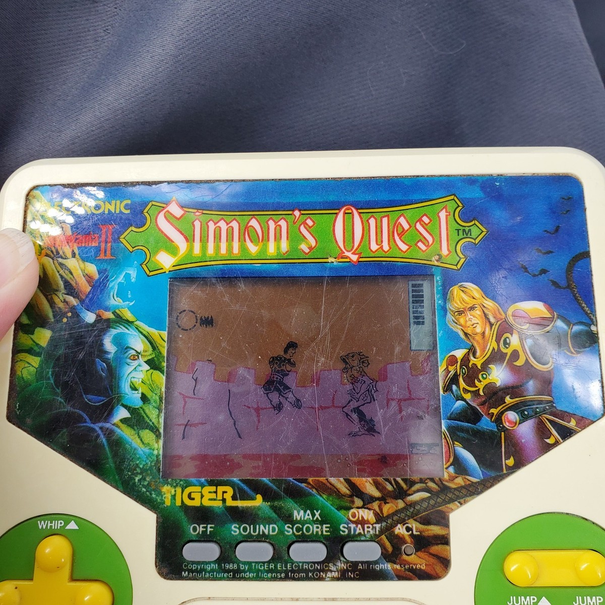 Simon's Quest Castlevania II Handheld Electronic Game Tiger FOR