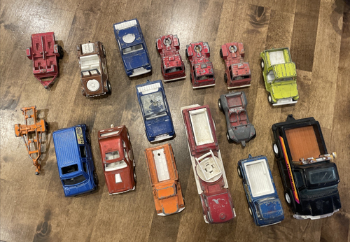 Vintage Tootsie Toy die cast Lot of 16 - good to junkyard condition