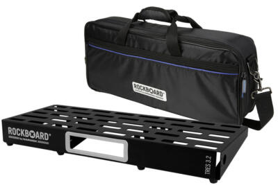 RockBoard TRES 3.2 Pedalboard with Pro Gig Bag