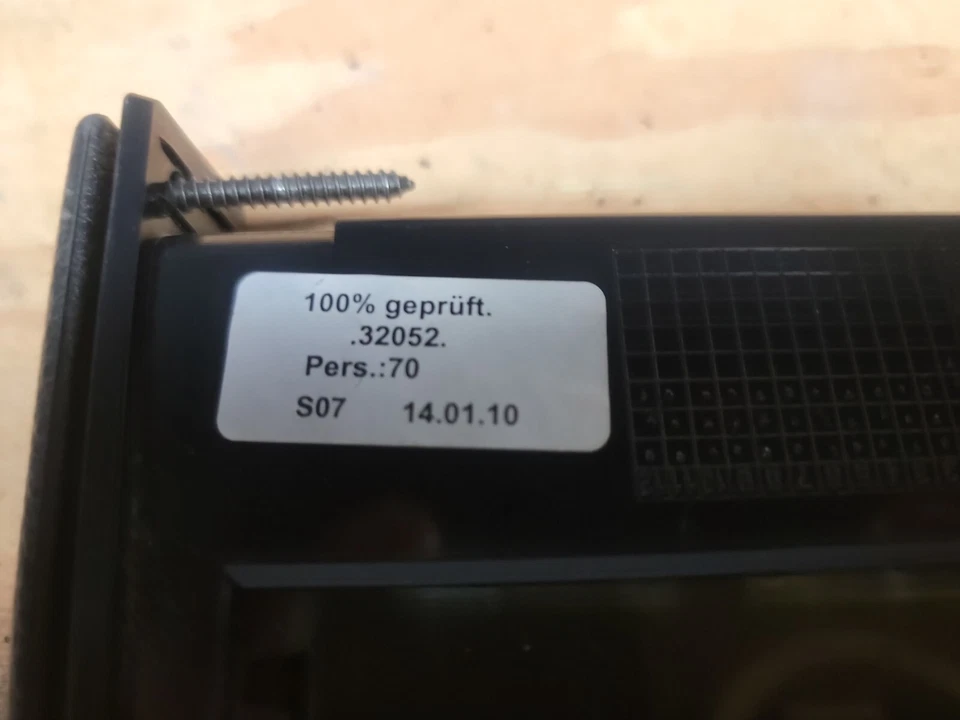 Portavasos delantero derecho BMW E60 E61 525I 528I 530I 535I 2004-2010 PORTAVASOS OEM Foto 2 de 3