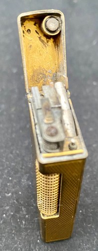 VTG SWISS DUNHILL GOLD PLATED LIGHTER, US RE24163 DIAMOND c1970 works - Picture 5 of 7