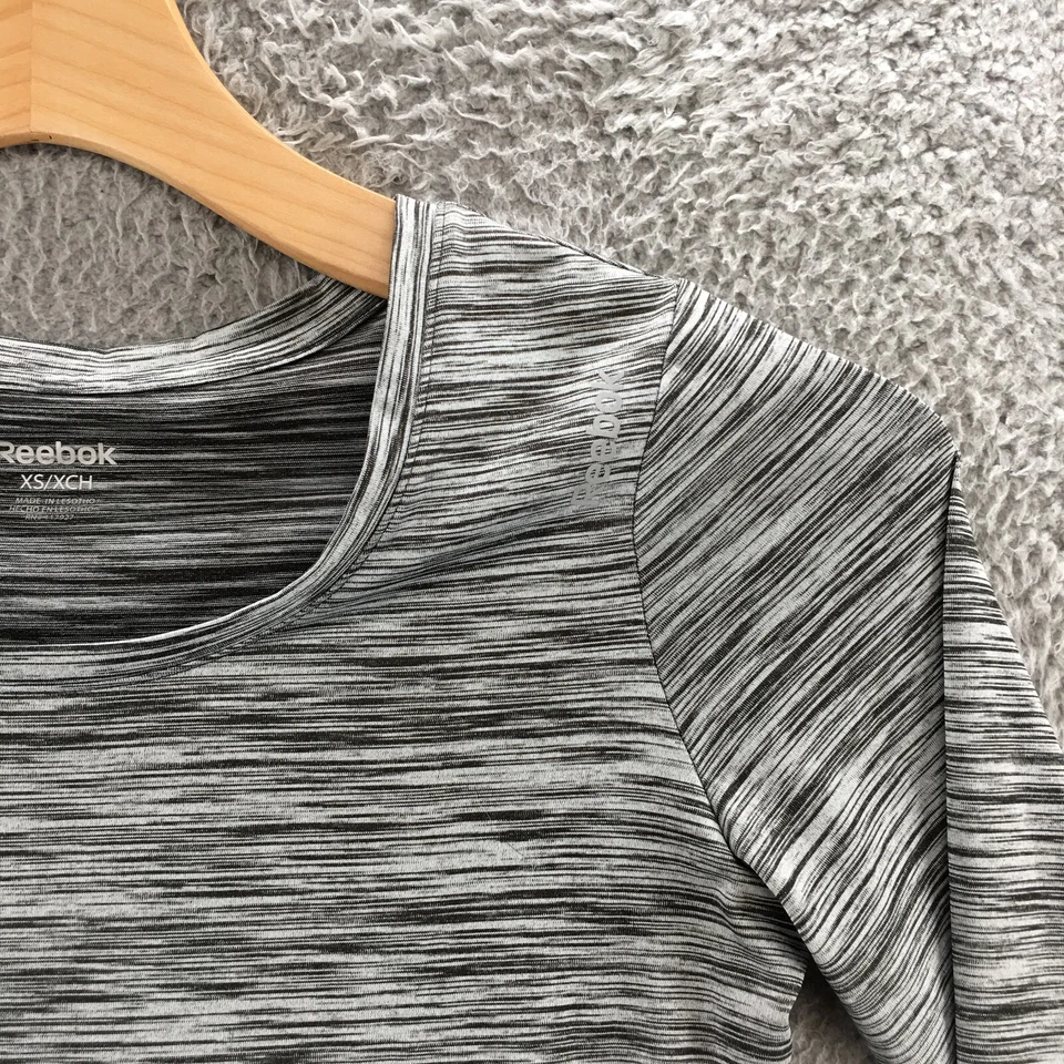 Reebok Activewear Camiseta Mujer XS Gris Rayas Manga Larga Pullover Cuello Redondo Foto 3 de 4