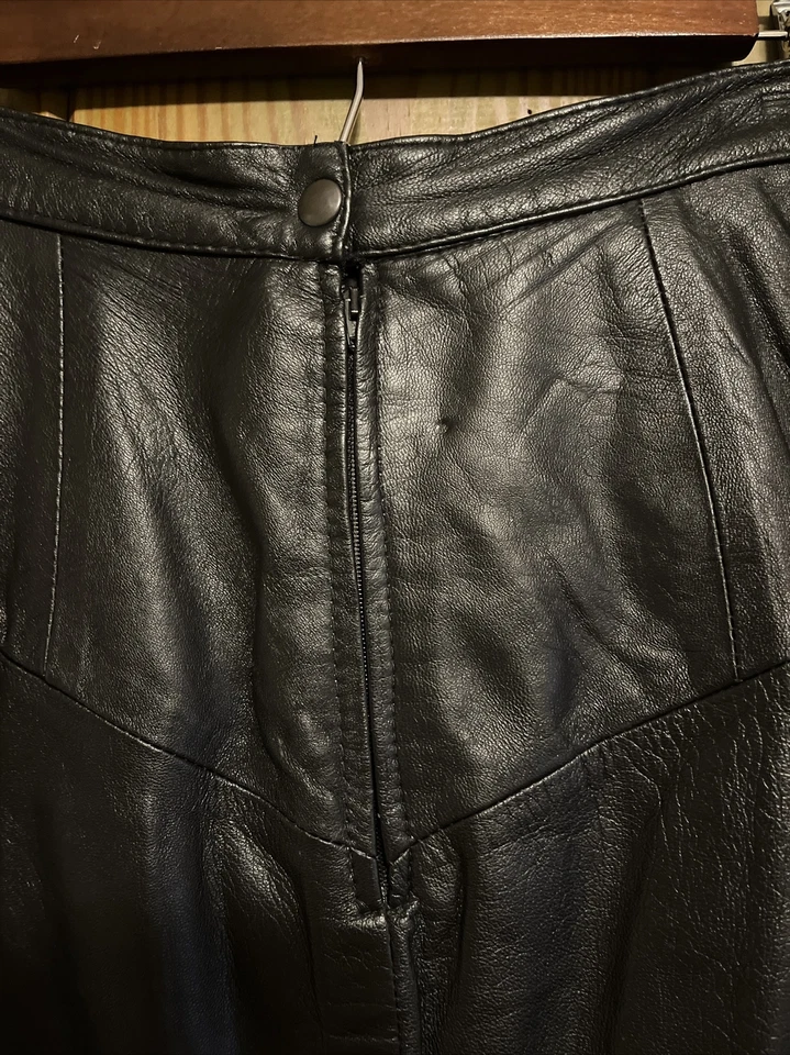 Falda lápiz vintage de cuero negra italiana Forenza para mujer talla 8 80’s 90’s Foto 4 de 4