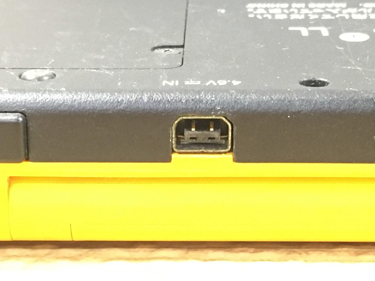 Nintendo Switch DSiLL s-l400.jpg