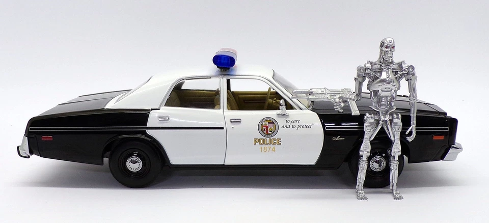 Greenlight 1/18 Scale 19042 - 1977 Dodge Monaco Police - The Terminator - Image 4 of 4