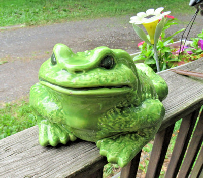 Vtg Arnels Ceramic Mold Large Green Toad Figurine