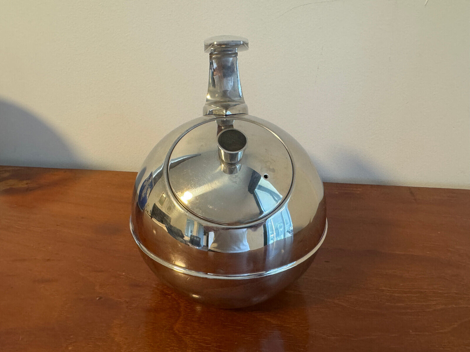Picture 2 of 4