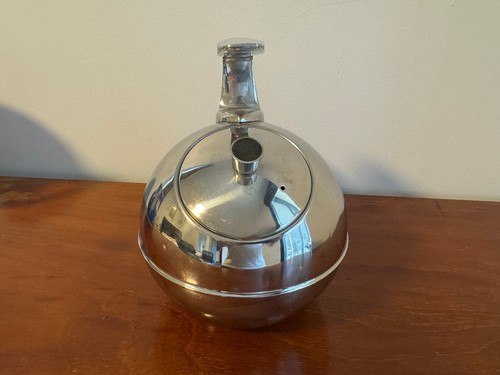 Talamon Ware Teapot - Picture 2 of 4