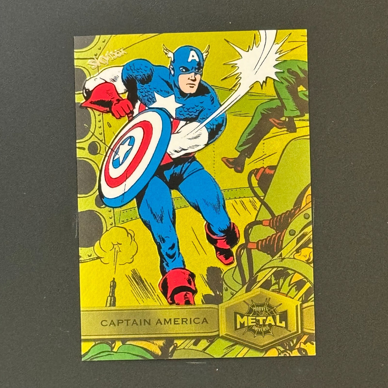 2022 Skybox Marvel Metal Universe Spider-Man - #116 Captain America Yellow