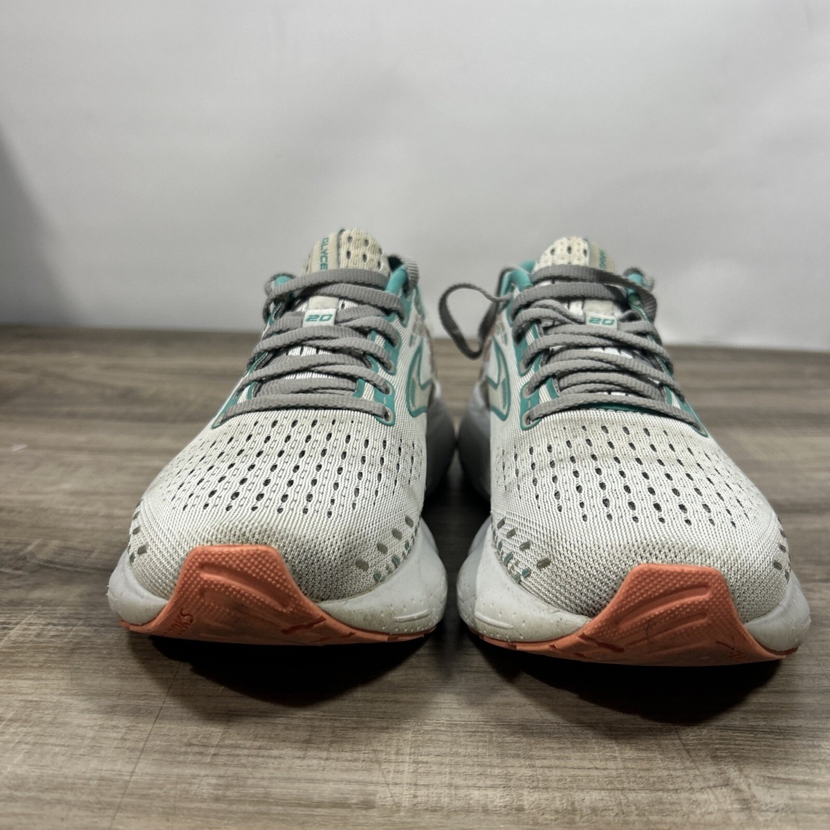 Brooks Womens Glycerin 20 1203691B061 Gray Running Shoes 