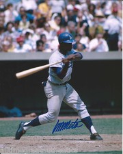 LOS ANGELES DODGERS MANNY MOTA SIGNED AUTHENTIC 8X10 PHOTO C w/COA WORLD SERIES