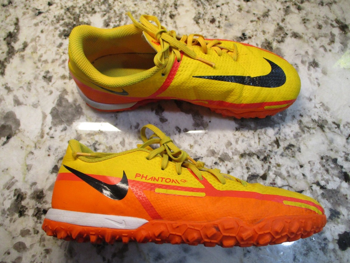 Nike Soccer / football Cleats Phantom GT2 Orange Yellow Nike Soccer / football Cleats Phantom GT2 Orange Yellow