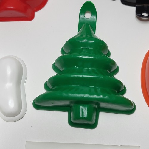 Vintage The Mouldings Book 3 Holiday Shape Molds Christmas Halloween for Recipes - Picture 6 of 9
