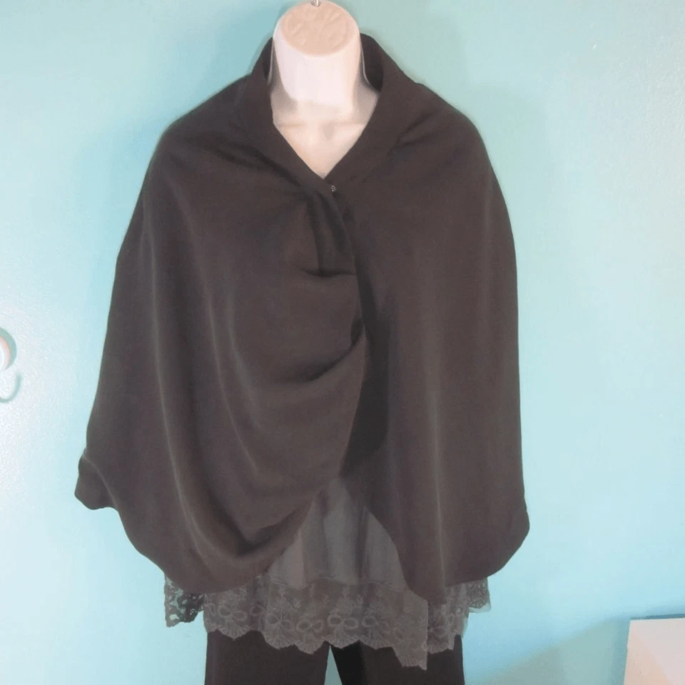 Carmelo Pomodoro Designer Black Silk Lined Cape Wrap Size 12 / 46 Vintage 1980 - Image 4 of 4