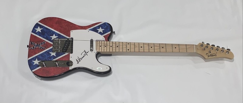 ARTIMUS PYLE SIGNED CUSTOM ELECTRIC GUITAR LYNYRD SKYNYRD PROOF JSA COA