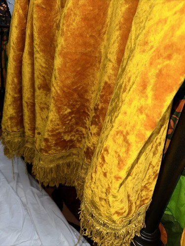 VINTAGE CONCORD MILLS CRUSHED WARM AMBER VELVET GROOVY BEDSPREAD queen 94x106 - Picture 9 of 11