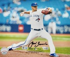 AUTO MLB/FANATICS AUTHENTIC JOSE BERRIOS TORONTO BLUE JAYS UNFRAMED 8X10