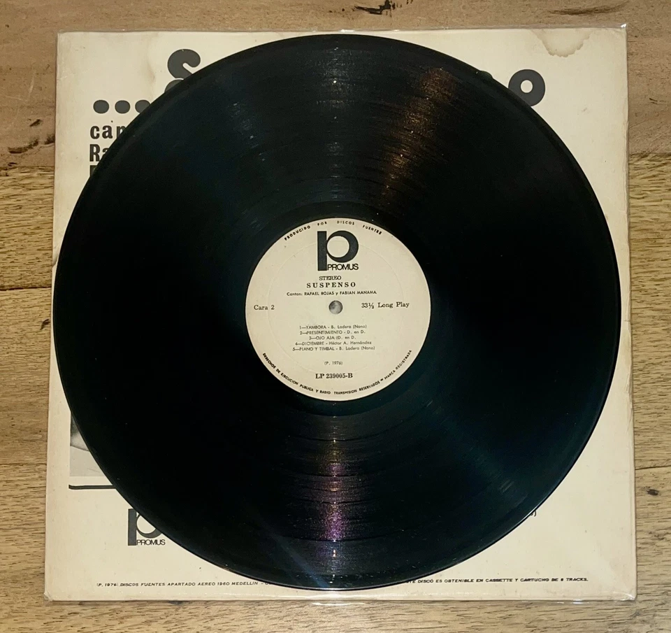 Grupo Suspenso.. Cantan Rafael Rojas Y Fabián Manama - Guaguanco Foto 3 de 4