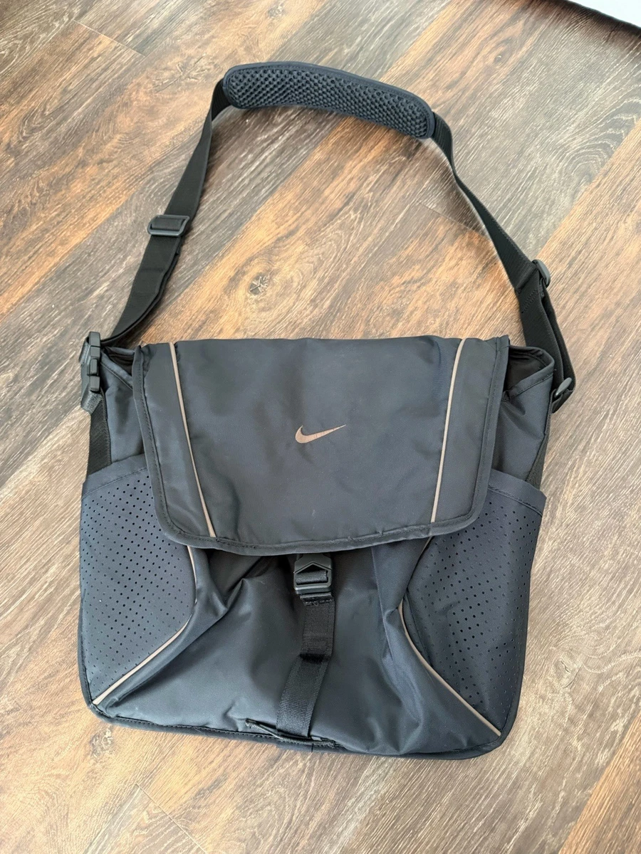 Nike Men's Black Messenger Bags for sale | eBay