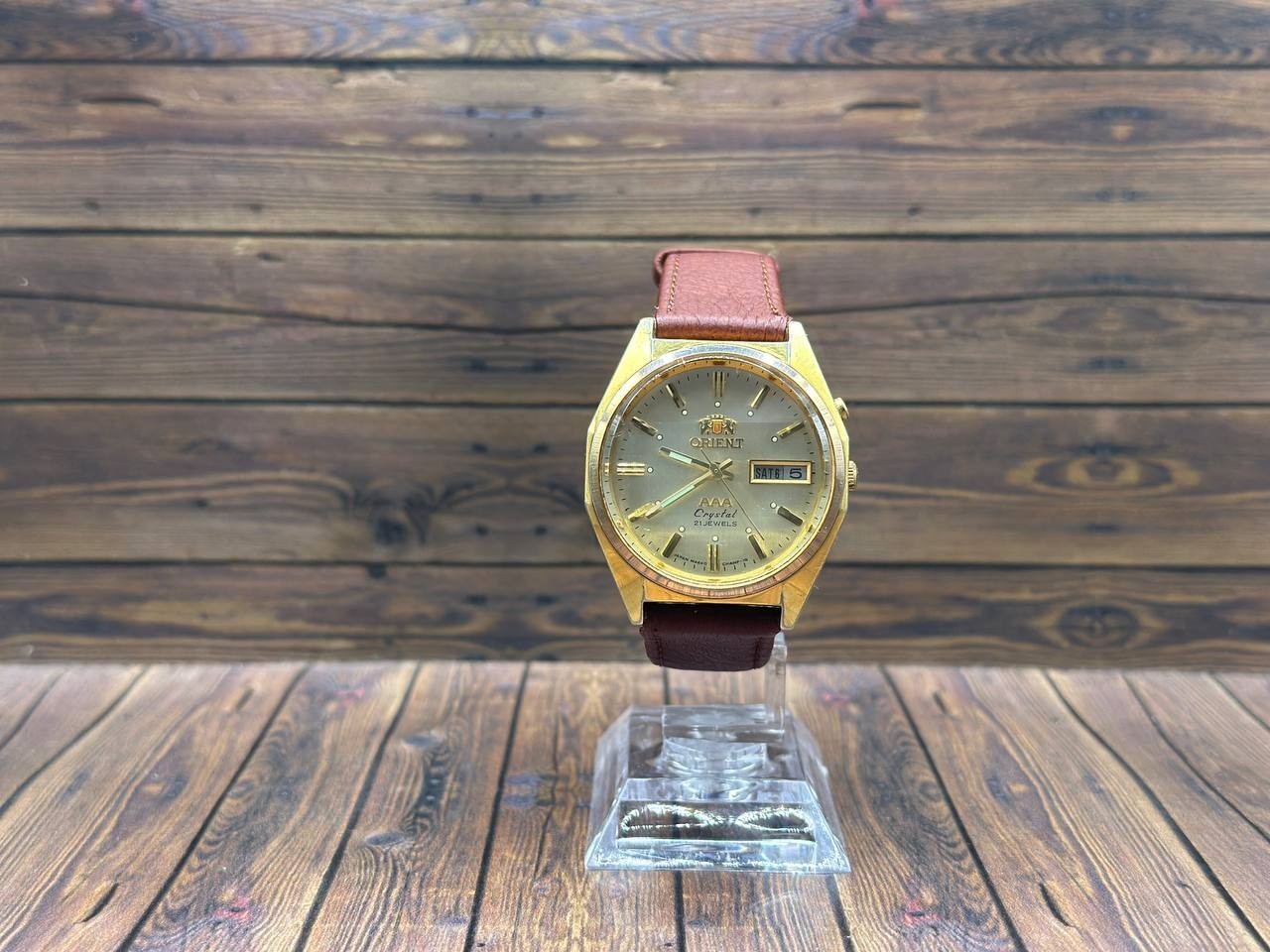 Orient AAA Crystal Watch Automatic 21 Jewels Gold Dial Men Day Date