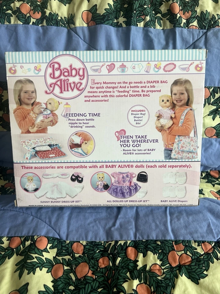 Hasbro Baby Alive 2007 bolsa de pañales conjunto de accesorios nunca sacado de la caja funcionando Foto 4 de 4