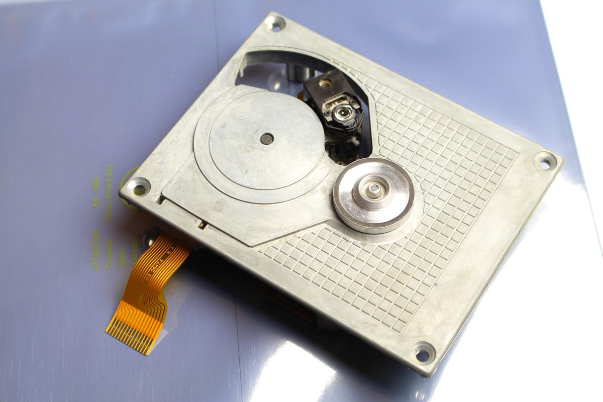 original Philips cdm-4 / 26 laser lens complete with base | eBay UK