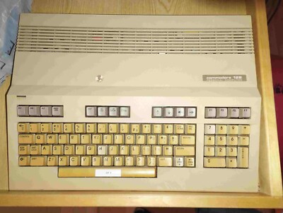 Commodore C128 Home Computer 