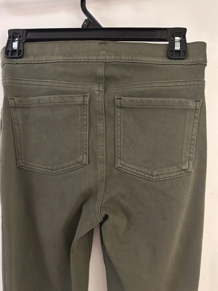 Leggings nova com etiquetas SPANX verde oliva tornozelo alto 29” costura interna pullon pequena/P 2-4 - Imagem 3 de 3