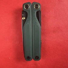 New Custom Black Green Leatherman Wave Alpha Obsidian Cascadia Scales, great EDC
