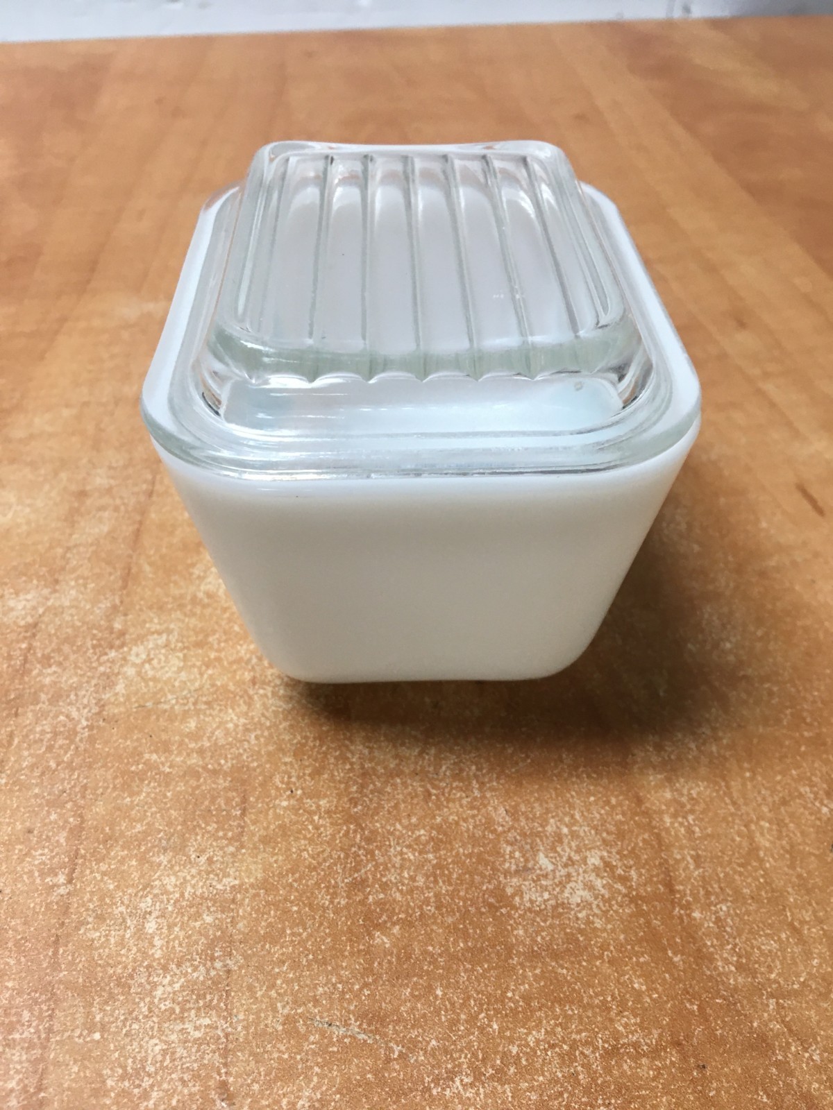 Pyrex Amish Butterprint Refrigerator Dish Set 6 w/Lids 501-502-503