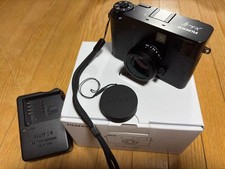 Fujifilm X-HF1 Compact Digital Camera Tested Working Seller Japan