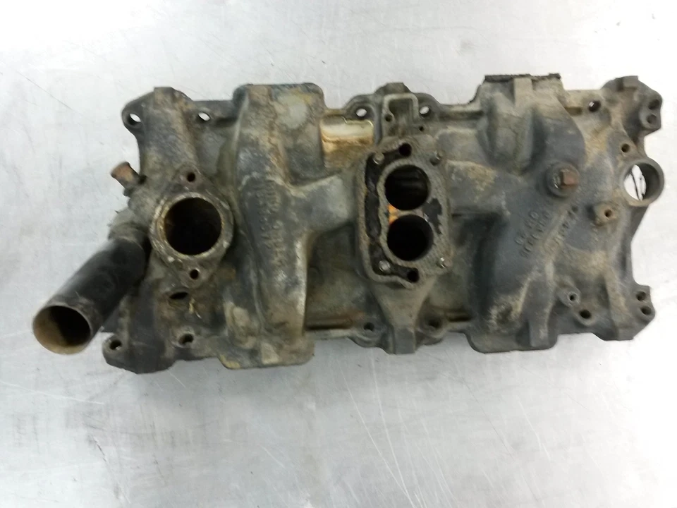 Впускной коллектор для 62-64 Chevrolet Bel Air 4.6 3840905 - Изображение 2 из 4