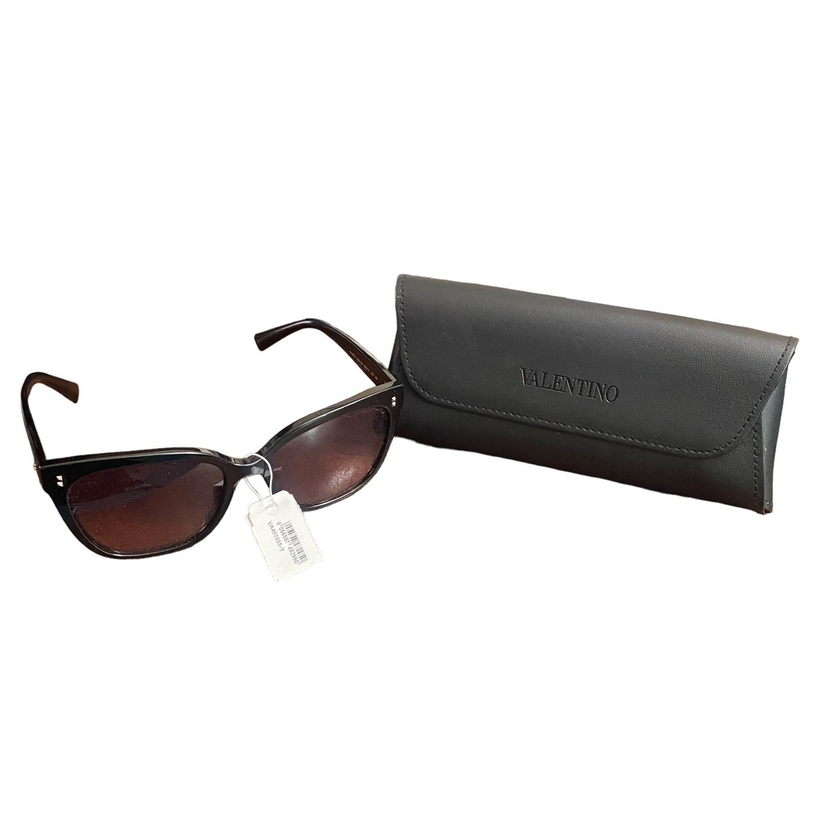 Authentic Valentino Rockstud Sunglasses Authentic New Valentino VA4047 Black Rockstud Round  main image 4