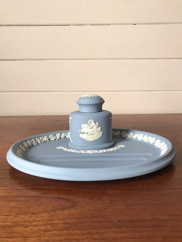 Vintage Wedgwood Jasperware Oval Desk Set Pen Tray And Inkwell England Helios