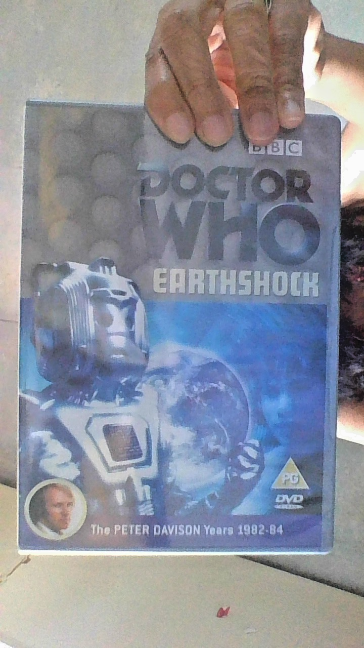 Doctor Who - Earthshock [DVD]