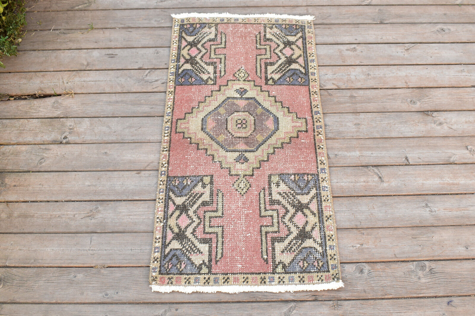 Vintage Rug 1x3 Doormat Small Rug Pink Mat Handknotted Yastik Tribal Rug 47x93cm