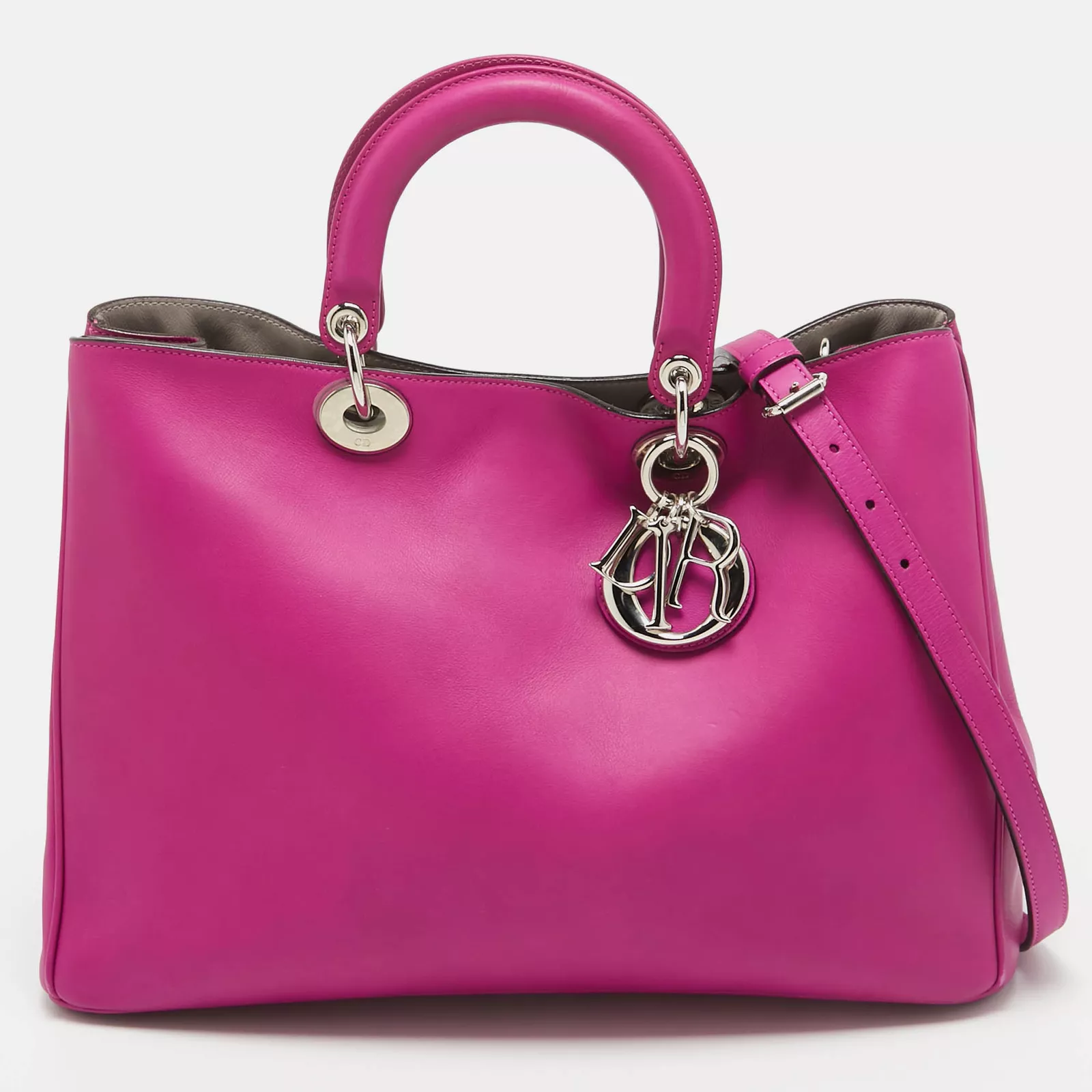 Grand sac cabas Dior en cuir fuchsia Diorissimo