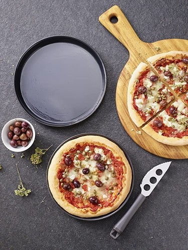 Teglia rotonda antiaderente per pizza, bordi alti, realizzata in lamiera Bluita - Foto 3 di 5