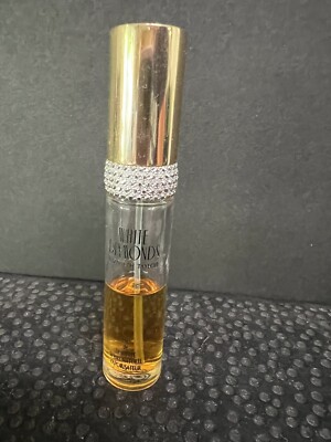 ELIZABETH TAYLOR WHITE DIAMONDS 0.5 oz  Spray, Apx 50%