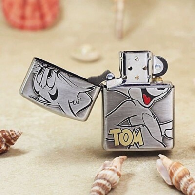 Zippo Tom And Jerry 2 Sided Design Silver Etching Lighter Regular