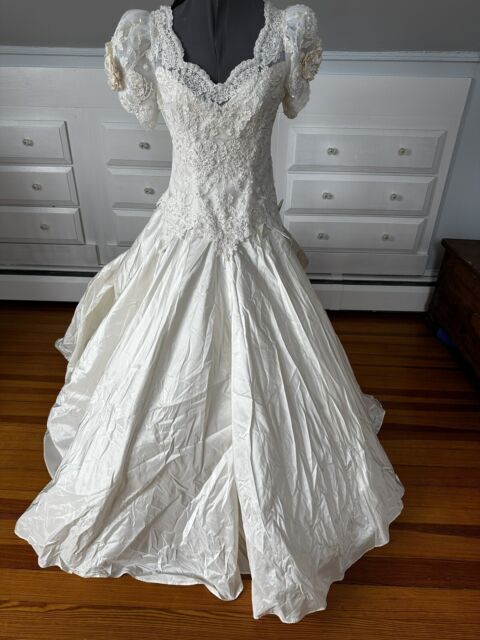 Vintage Couture Ivory 80s Puff Sleeve Pearl /Sequin Beaded Wedding Dress S/M