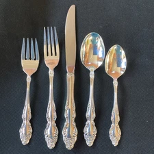 Vtg 1881 Rogers ONEIDA Silverplated Silverware Baroque Rose  5 place setting